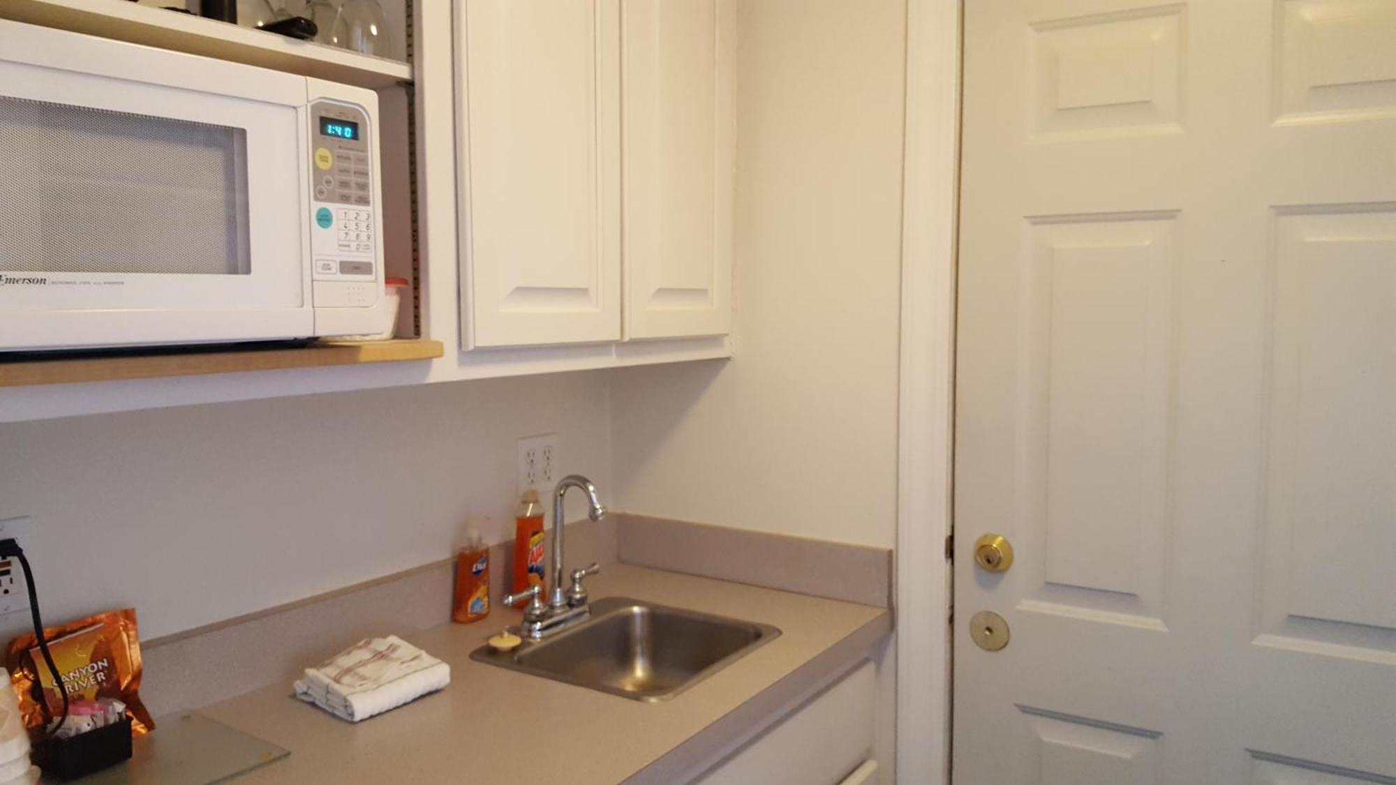 Snug Harbor Inn Sturgeon Bay Room photo